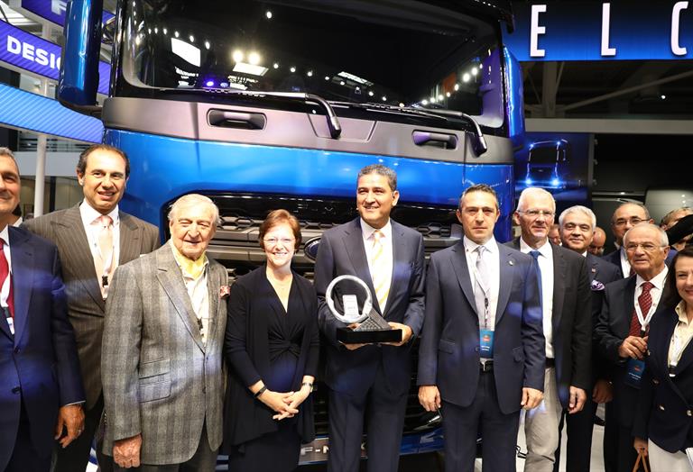 Ford Otosan tarafından geliştirilen yeni Ford Trucks F-Max 2019 Uluslararası Yılın Kamyonu Seçildi