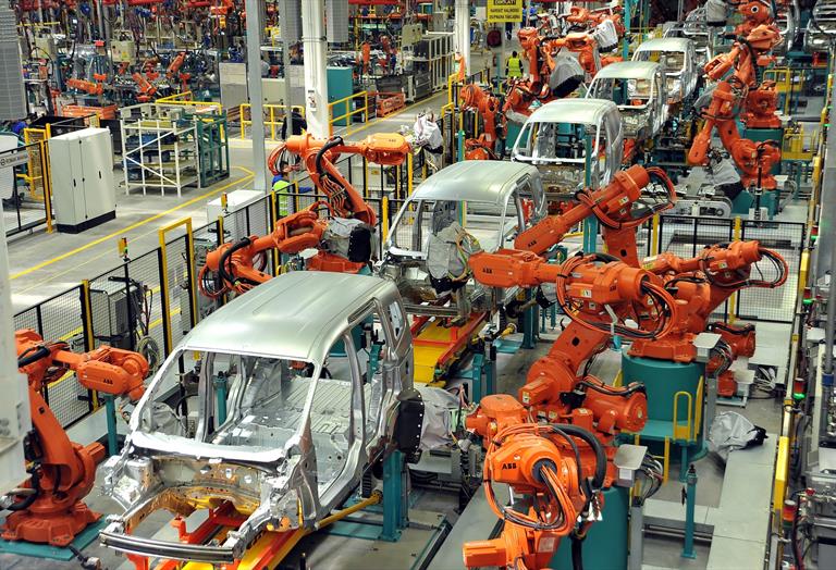 Ford Otosan, sağlık çalışanlarına yüz maskesi üretmek için hazırlıklarını tamamladı