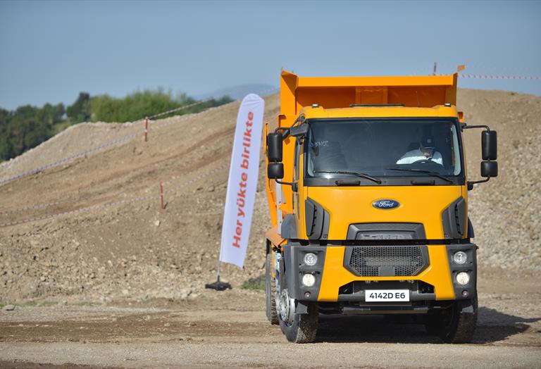 Yeni Ford Trucks Serisi ile “Her Yükte Birlikte”